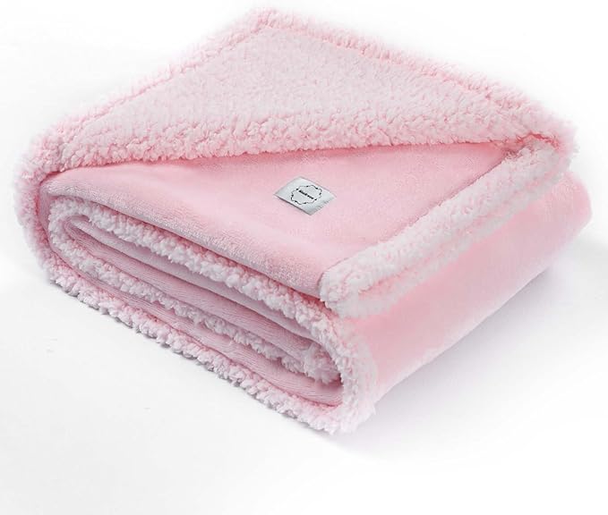 Waterproof Pink Dog Blanket Reversible Sherpa Fluffy Calming Pet Blankets Bed Cover for Puppy Leakproof Sofa Couch Throw Covers Cat-L-57x65in