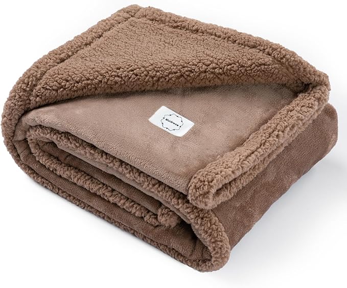 Waterproof Brown Dog Throw Blanket for Pet Couch Puppy Blankets Cover Fluffy Jacquard Fleece Leakproof Blankets Dark Color Sofa Couch Covers Mats Warm Washable-Camel,S