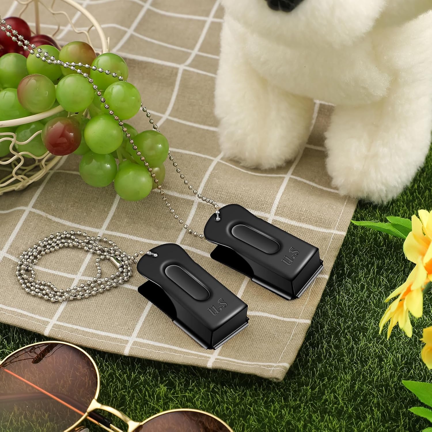 Jenaai 3 Pieces Brass Pet Training Clicker Dog Necklace Signaling Cricket Clicker Training for Puppy Dogs Cat(Black)